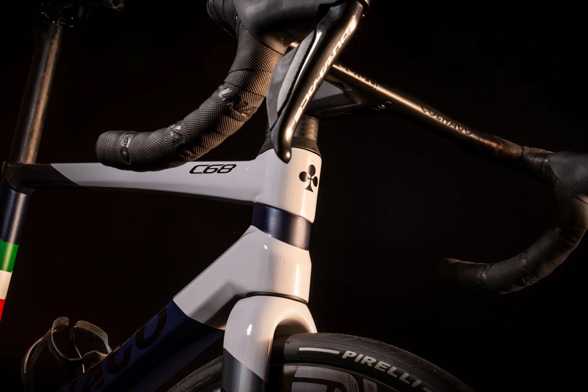 Tuhost a přesné řízení díky novému sloupku vidlice