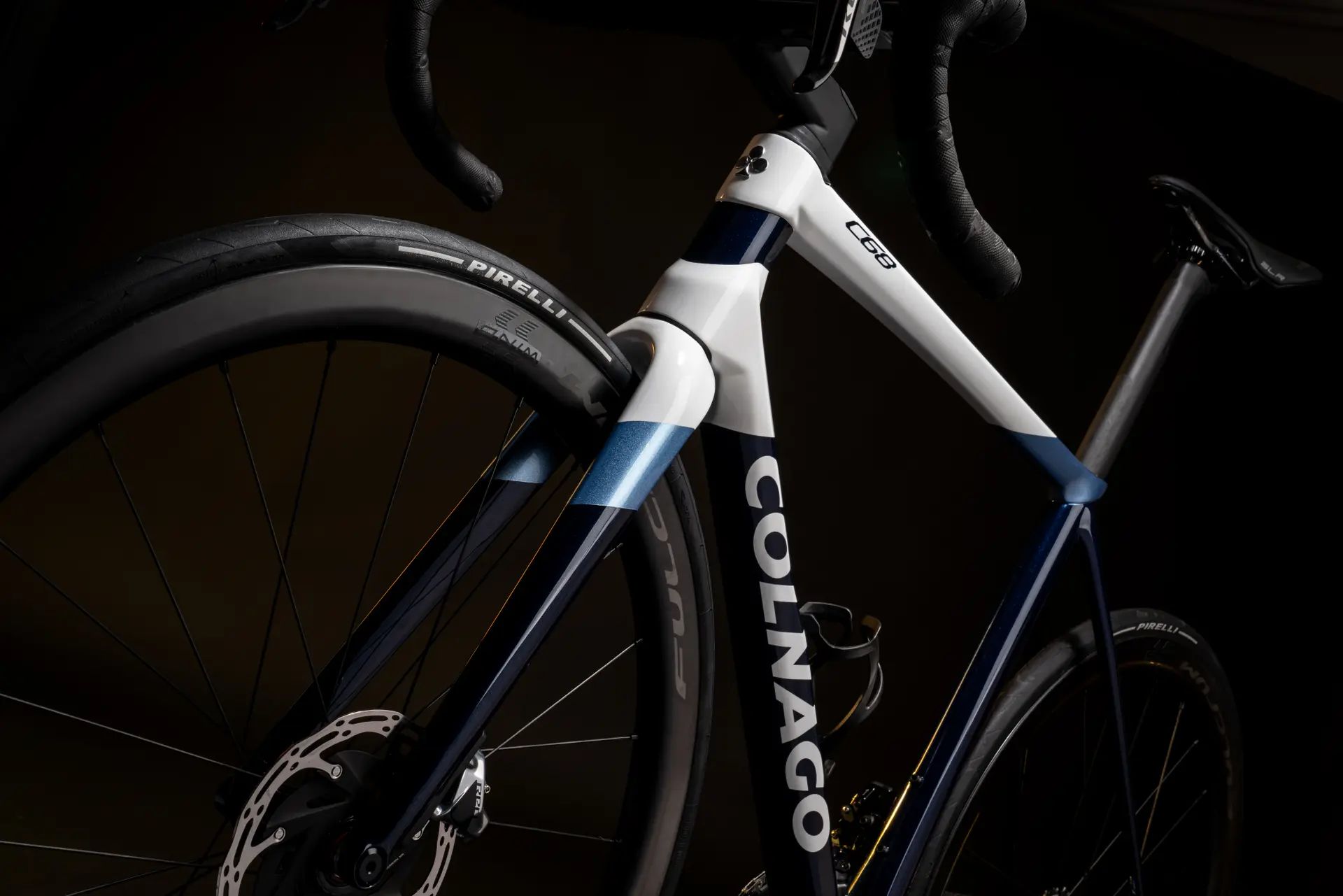 Odlehčená a vylepšená vidlice