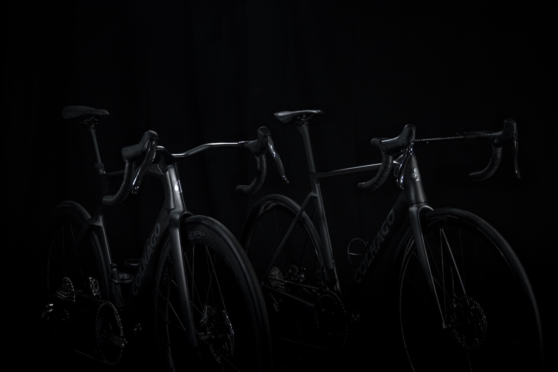 Limitované barevné varianty modelů V5Rs a Y1Rs