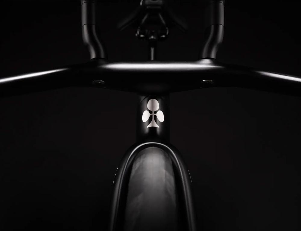 Zmenšená přední část rámu