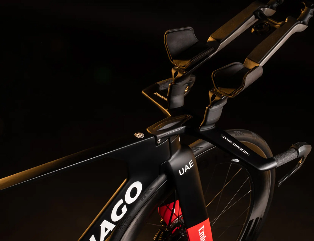 Řídítková základna vyrobená Colnagem