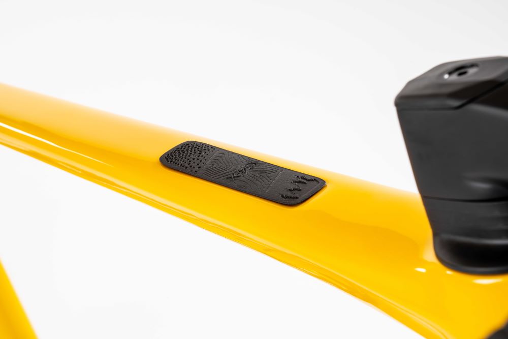 colnago-g4x-mtyl-giallo-fondo-bianco-(20)_optimized