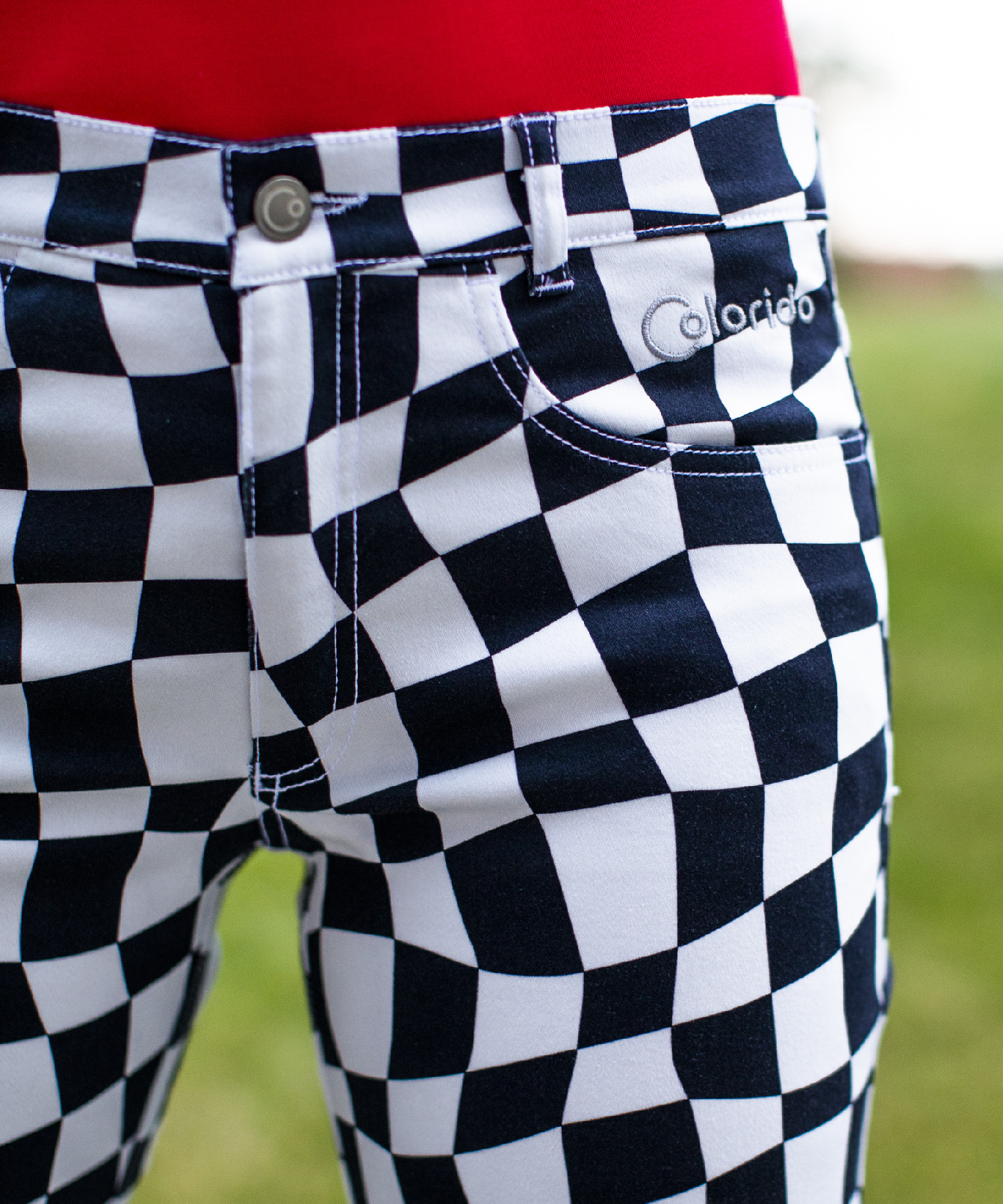 Dámské černobílé golfové kalhoty Colorido Velikost: S, Délka nohavic: KLASICKÁ, Barva: ČERNÁ-BÍLÁ