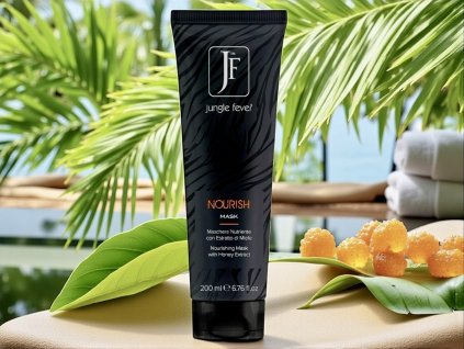 Krémová textura vlasové masky Jungle Fever Nourish Mask s medovým extraktem – výživa a hydratace vlasů bez zatížení.