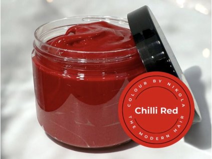 Colour by Nikola to profesjonalne farby do włosów CHILLI RED, które są używane w salonach fryzjerskich, ale ć w domu.