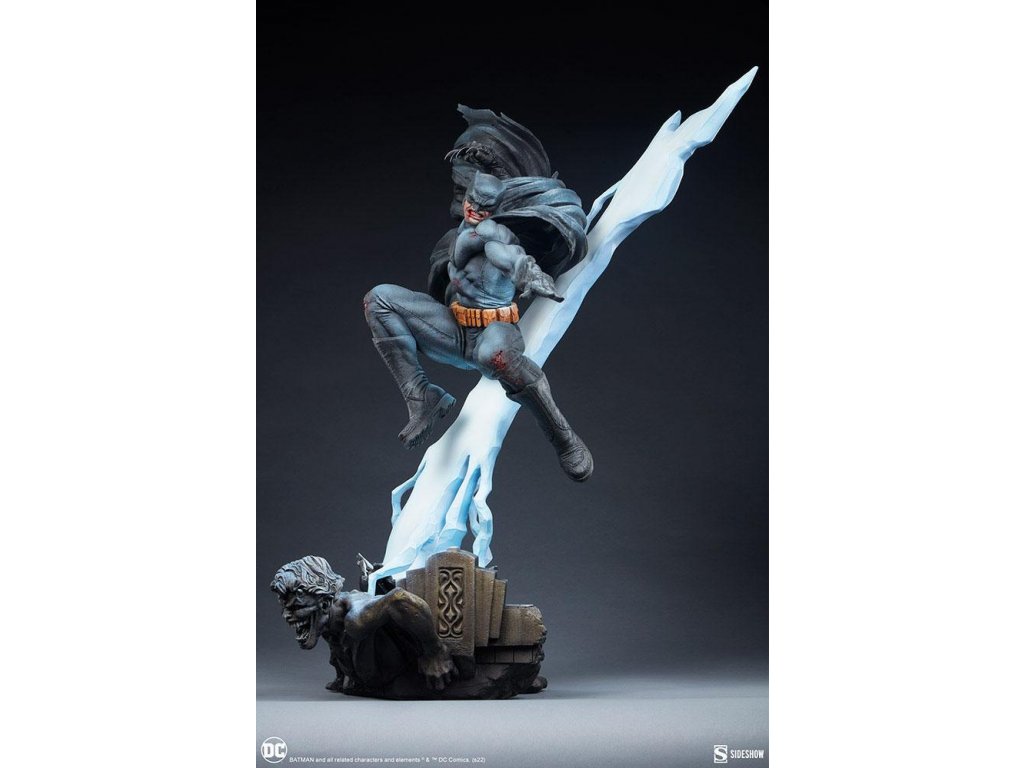The Dark Knight Returns DC Comics Premium Format Statue Batman 80 cm