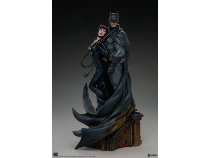 Batman & Catwoman DC Comics Diorama 51 cm