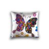 Povlak na polštář z mikrovlákna BAREVNÝ MOTÝL 45x45 cm, bílý s výrazným motivem