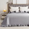 Designový Přehoz na postel MONTEGO, světle šedý na dvoulůžko