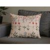 Elegantní povlak na polštář HERBÁŘ POLY s jemným botanickým vzorem