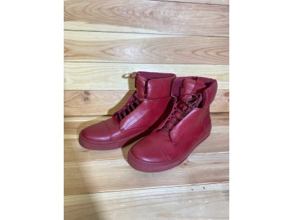 photo 22 2025 10 24 19 33 42