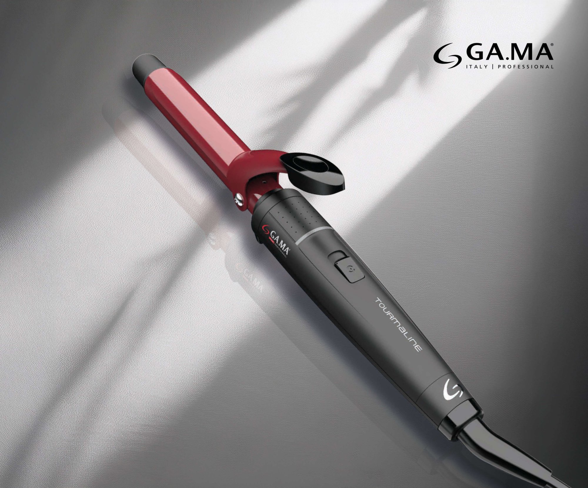 NOVINKA: GAMA CURLING IRON 33 mm – KULMA PRO OBJEMNÉ A ELEGANTNÍ VLNY