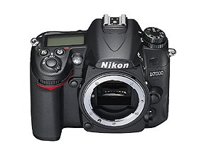 Nikon D7000 tělo - archív