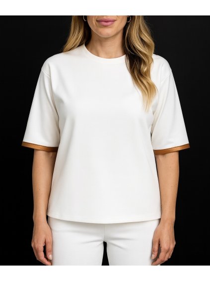 3A5FCDBC D8D9 414C 8C8E 3922AAA571B3