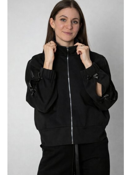 15EDF495 231D 4DA0 887B 906599F79D49