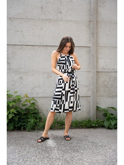 Letní šaty Monochrome Maze