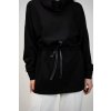 Černá tunika s vysokým límcem a saténovou šňůrkou