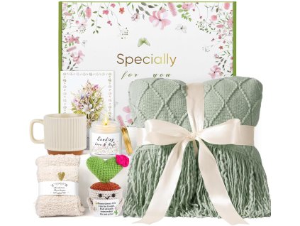 Kompletná darčeková wellness sada pre ženy s dekou, sviečkou, ponožkami a hrnčekom