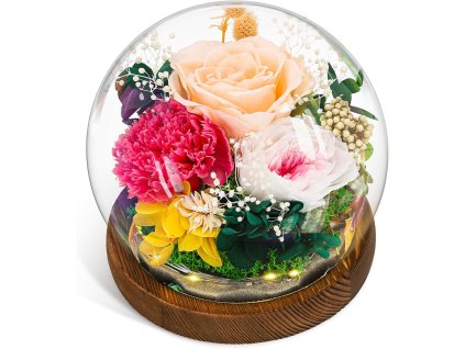 Detail LED osvetlenia v sklenenej kupole s večnými kvetmi