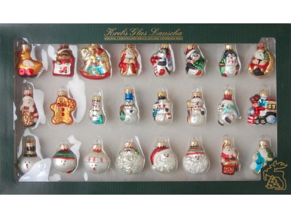 Ručne zdobené mini sklenené figúrky – sada 24 vianočných ozdôb s motívmi Santa Clausa, snehuliakov a zvieratiek (3–5 cm)