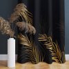 Zatemňovací záves Noir Palms – čierno-zlatý listový vzor s luxusným nádychom