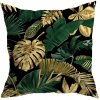 Obliečka na vankúš Jungle Gold – tropické listy v zlatej a zelenej na čiernom pozadí