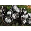 Luxusné ručne zdobené sklenené vianočné gule – čierny set so striebornými kvetmi a perlami (4 ks, Ø 10 cm)