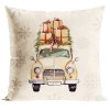 Vianočná zamatová obliečka s motívom retro auta s darčekmi a snehovými vločkami – béžová 40x40 cm