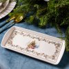 Vianočný polmisok Zimná harmónia – elegantný porcelánový podnos s jemným vzorom vetvičiek a stromčeka, vhodný na servírovanie dezertov alebo sviatočných jedál