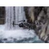 DJI Mavic 4 Pro – let u vodopádu