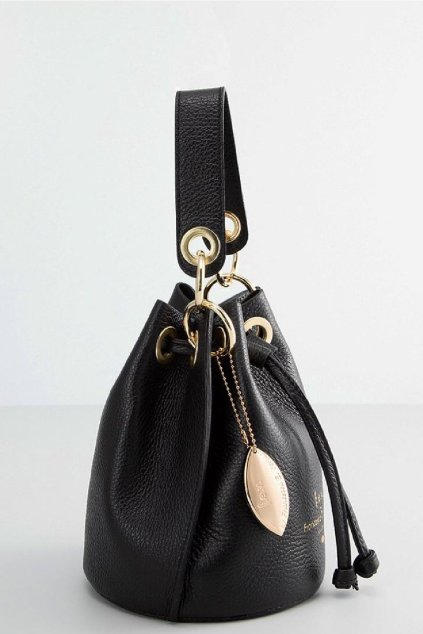 Cerna kozena kabelky s retizkem Versace Made in italy Kors mala kabelka cerna guess Francesca Versace kuze zlat ekovani zlata cerna mala pres rameno kabelky damske znackove kabelky bucket bag darek sleva aboutyou (1)