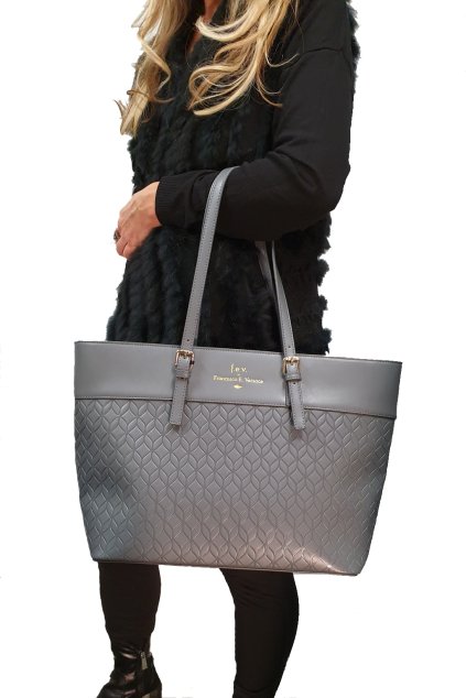Znackove kabelky Versace FEV tote made in italy velka kozena kabelky Francesca Versace Luxusni kabelky parizska dust bag kabelky do ruky italie kozene kabelky Versace Kors Gucci Fendi Guess bag (1)