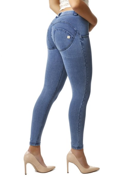 Freddy rifle svetly denim skinny Freddy Praha denimky Freddy Jeans Brno push up kalhoty Freddy liberec skinny leginy Freddy rifle s kaminky cancan rifle tmave modre rifle elasticke Freddy Teplice Freddy Plzen seprane rif