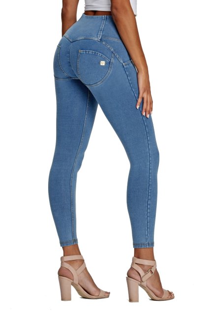 Freddy dziny stredni pas superskinny rifle Freddy Praha Replay obleceni Praha Freddy originalni dziny Freddy Teplice Freddy Brno naine leginy Freddy Nike leginy underarmour leginy Freddy seprane plisnove denimky svetle ( (2)