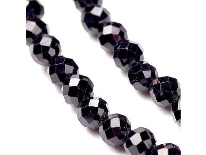 Black spinel - faceted, 4 mm