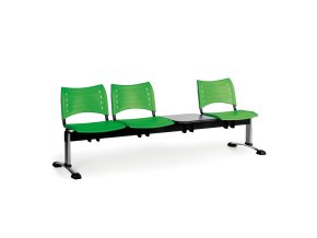 Plastová lavice do čekáren VISIO, 3-sedák, se stolkem, zelená, chromované nohy