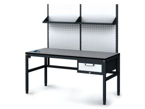 antistaticky dilensky esd stul s perfopanelem a policemi 1 zasuvkovy box na naradi 1600x800x745 985 mm 35190