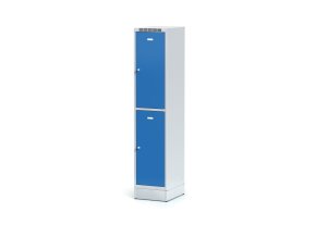 satni skrinka s uloznymi boxy na soklu 2 boxy 1920 x 400 x 500 mm cylindricky zamek modre dvere 11284