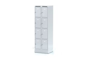 Šatní skříňka s úložnými boxy na soklu, 8 boxů, 1920 x 600 x 500 mm, cylindrický zámek, šedé dveře