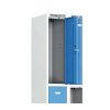 kovova satni skrinka s uloznymi boxy na soklu 2 boxy 1920 x 300 x 500 mm cylindricky zamek modre dvere 43904