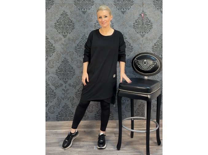 ŠATY GAROFANO černé