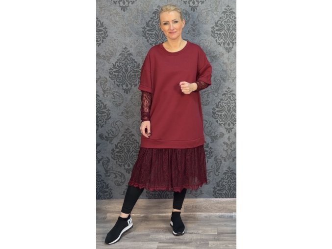 ŠATY DOUBRAVA vínové