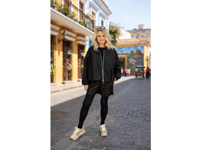 JARNÍ BUNDA LINDA černá