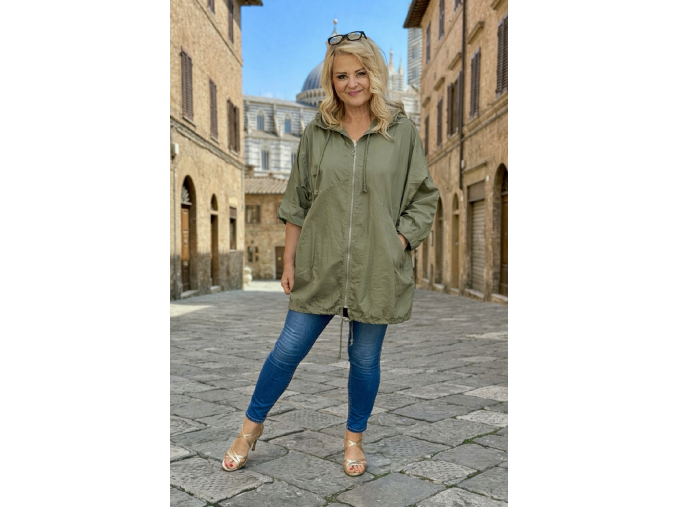 654BA700 5AF5 4371 A993 EBA2E0D9432D