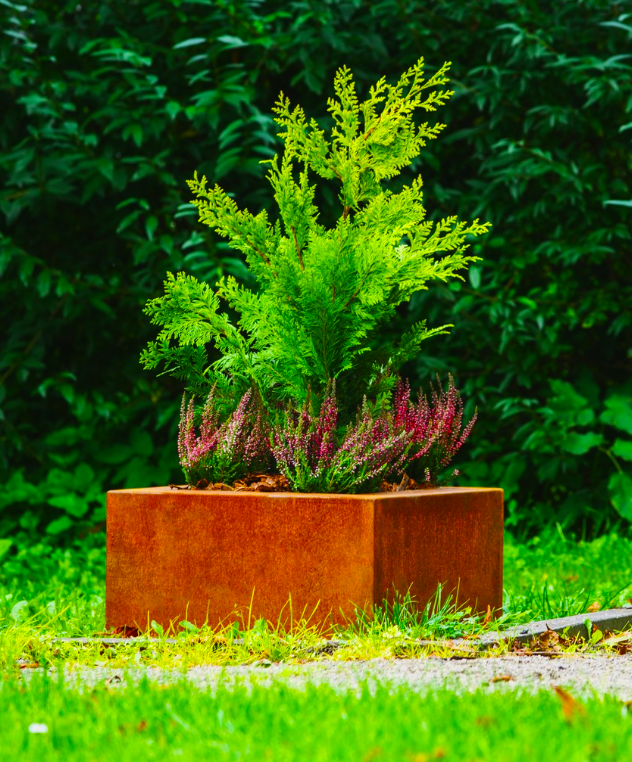 Dizajn, ktorý vydrží: Prečo si vybrať doplnky z cortenovej ocele