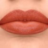 L.A. Colors Barva na Rty Velvet Plush Creamy 4 g