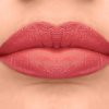 L.A. Colors Barva na Rty Velvet Plush Creamy 4 g