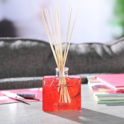 Yankee Candle - aroma difuzér True Rose (Opravdová růže) 88 ml