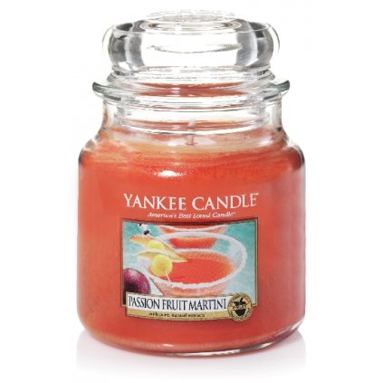 Yankee Candle - vonná svíčka Passion Fruit Martini (Tropický koktejl s Martini) 411g