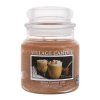 village candle golden caramel latte svicka stredni 1